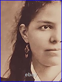 1877 CDV Photo Ethnic Beautiful Woman Black Well Dressed Cameo Black Americana