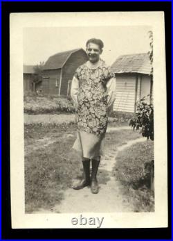 1920s Snapshot Photo Crossdresser Man in Woman's Clothes / Gay Int