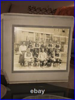 1922100+ Years Old-UHS-BUBIntegrated Basketball TeamAfrican American Players