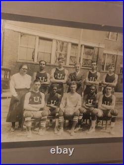 1922100+ Years Old-UHS-BUBIntegrated Basketball TeamAfrican American Players