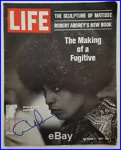 Angela Davis Signed Life Magazine Civil Rights Activist Making Of Fugitive RARE