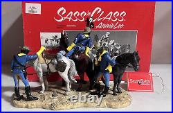 Annie Lee Sass'n Class COURIER BREAK Limited Edition Figurine 6051 Rare
