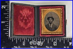Antique 1/16 Full Case Tintype Photo Handsome African American Black Man Hat Tie