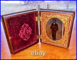 Antique 1800's Daguerreotype Case With Tintype/Daguerreotype Picture Of Handsome