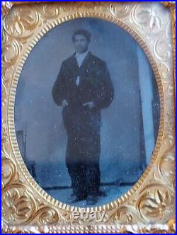 Antique 1800's Daguerreotype Case With Tintype/Daguerreotype Picture Of Handsome