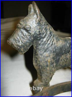 Antique Hubley USA # 305 Cast Iron Ring Dog Food Water Bowl Stand Holder Bracket