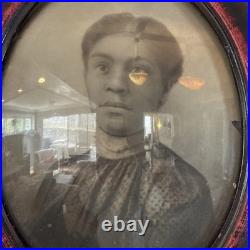 Antique Photo 1880s Black Americana Original Oval Convex Portrait Of Lady