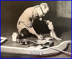 Antique Photo Disney Artist Harold Helvenston Working On Painting Of Doris Day