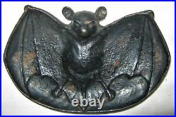 Antique Primitive Bradley Hubbard Cast Iron Winged Bat Card Key Coin Art Tray Us