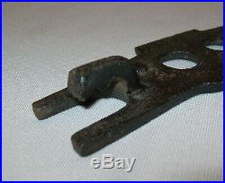Antique Vtg 19th C 1890s Cast Iron Figural Fish Shaped Stove Plate Lid Lifter
