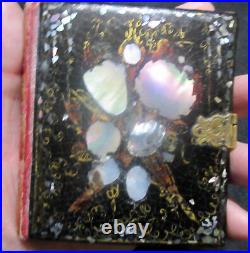 Black Lacquer Embedded MOP Paper Mache Painted Dect'n Double Daguerreotype Case