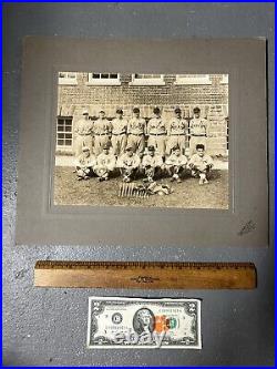 C 1930's Photo DN Berwyn PA Baseball Team Photo