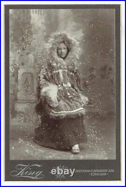 Cabinet Photo Woman dressed in a Fur? Oat a la Lappi, Snow, Chicago USA (8735)