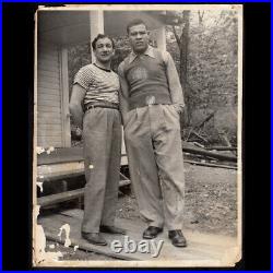 JOE LEWIS BOXING CHAMPION CANDID POSE w BOXER FRIEND 1940s 8x10 VINTAGE PHOTO