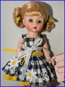 Madame Alexander 8 DAISIES AND BEES 45845 Rare & Retired Box Tag & Bee Keeper