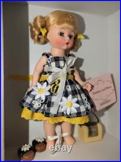 Madame Alexander 8 DAISIES AND BEES 45845 Rare & Retired Box Tag & Bee Keeper