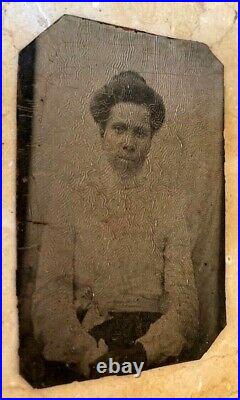 ORIGINAL AFRICAN AMERICAN FAMILY TINTYPE and PHOTO GROUP c1900 to 1920's