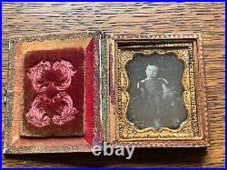 Post Mortem Daguerreotype Child Girl Mother of Pearl Memorial Case 1/9 Plate