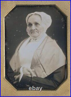 Quarter plate Daguerreotype Elderly Quaker woman Born In The 1700s
