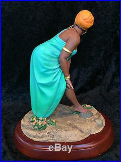 Thomas Blackshear's EBONY VISIONS Oh Yes She Did! Figurine Sculpture #37092