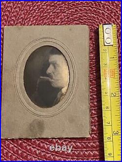 VTG. Vintage And RARE. Rubbing Moving old Photography. Collectible
