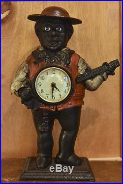 Vintage CAST IRON Minstrel BANJO PLAYER Man MANTLE CLOCK Black Americana FIGURAL