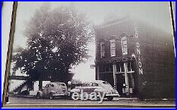 Vintage framed B&W Photo of RED ONION RESTAURANT in Aspen, Colorado 1953