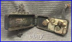 Vtg Universal Dazey Americana Cast Iron Can Opener Wall Mount Antique Wood Handl