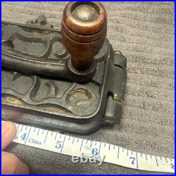 Vtg Universal Dazey Americana Cast Iron Can Opener Wall Mount Antique Wood Handl