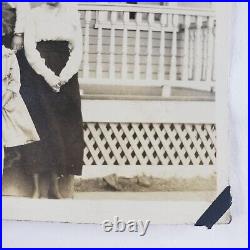 Women Kissing Hudson NY Photo c1918 Vintage Original Snapshot Girl Kiss E405