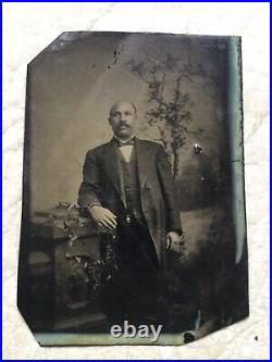 XXX RARE EARLY 1800's Tintype AFRICAN AMERICAN MAN HANDSOME WELL DRESSED photo